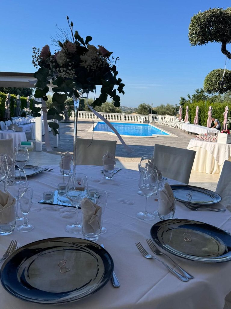 Ristorante con giardino a Collecorvino